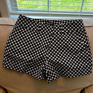 Black & white New York & Co shorts. New with tags. Size 8.